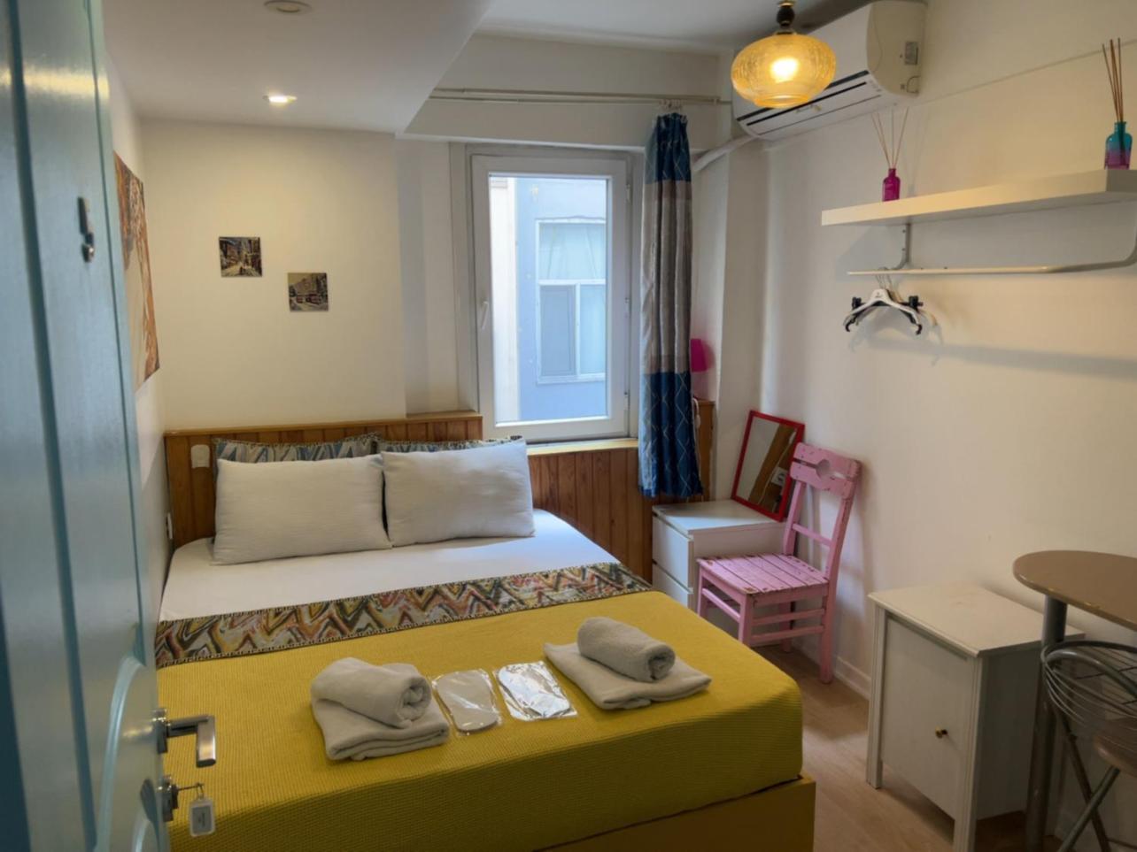 Rodin Hostel Istanbul Exterior photo