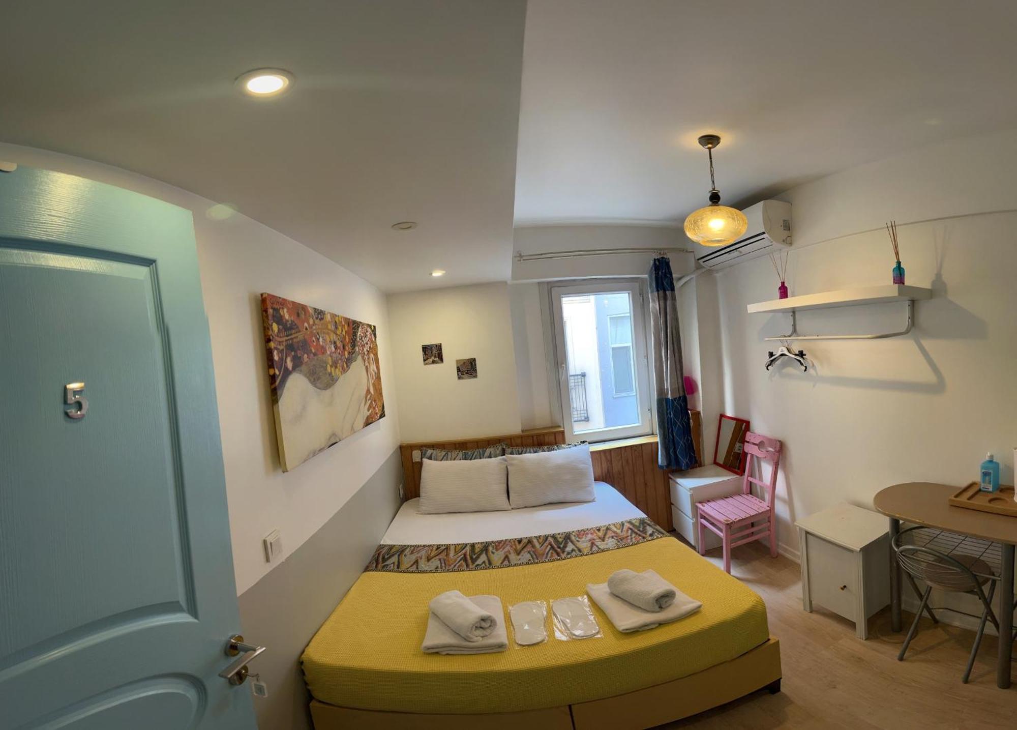 Rodin Hostel Istanbul Exterior photo